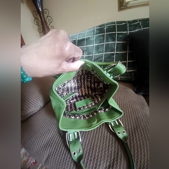 TIGNANELLO GENUINE PEBBLE LEATHER BAG-SMALL-(NWOT) - Picture 2 of 5